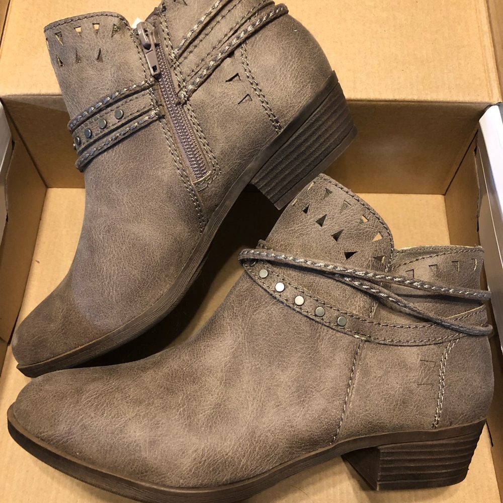 Sugar Tailor Taupe Booties